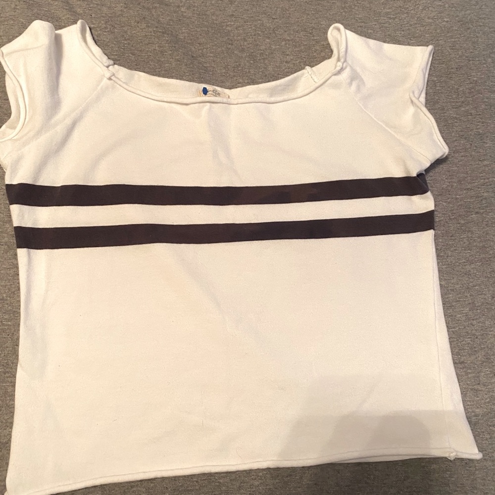 Brandy Melville off the shoulder top